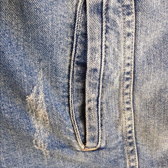 ARIZONA Jeans Distressed Denim Jacket Size Medium - Picture 5 of 8